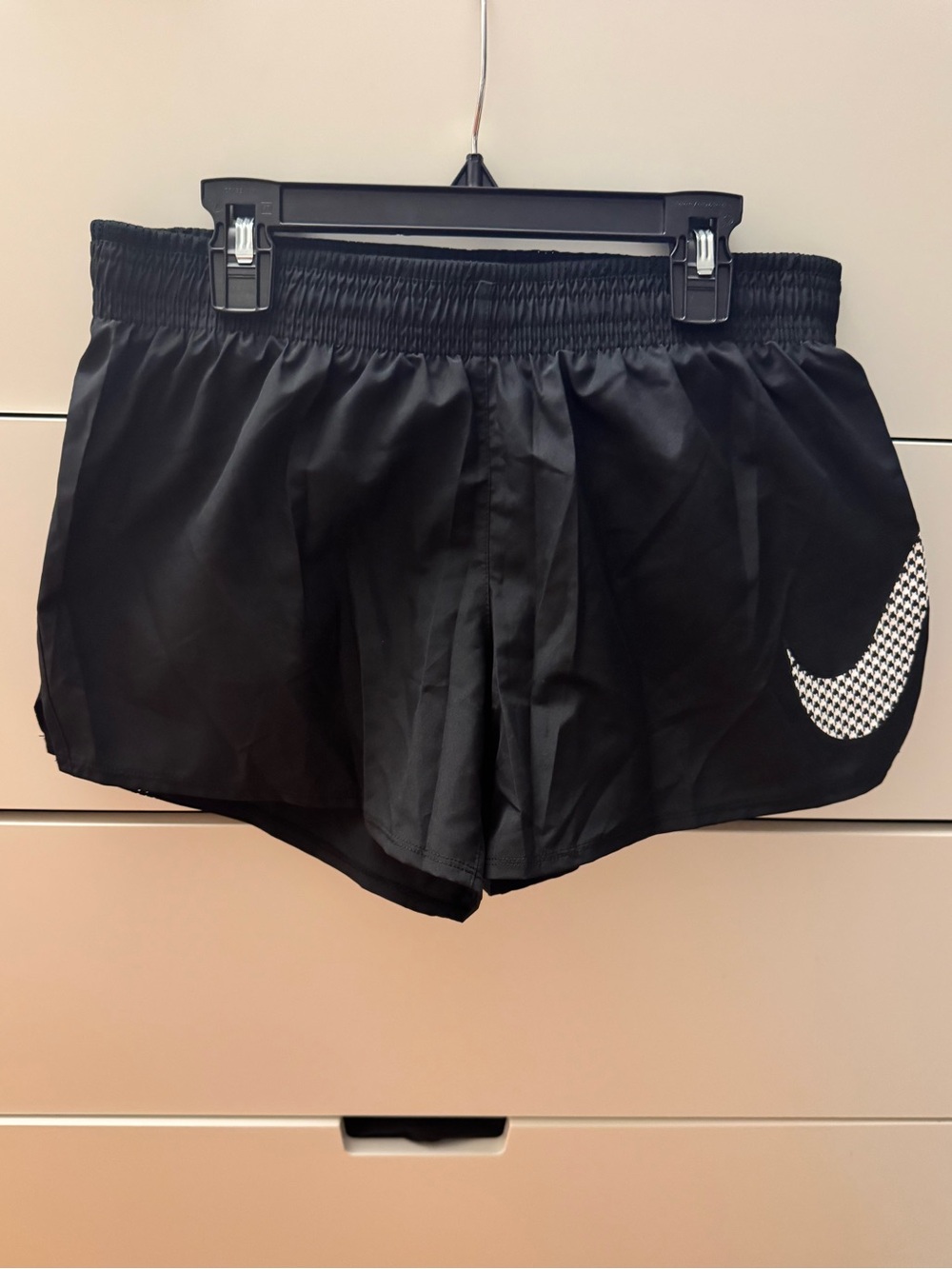 Nike
Dri-FIT Mid-Rise 3-Inch
Brief-Lined Shorts